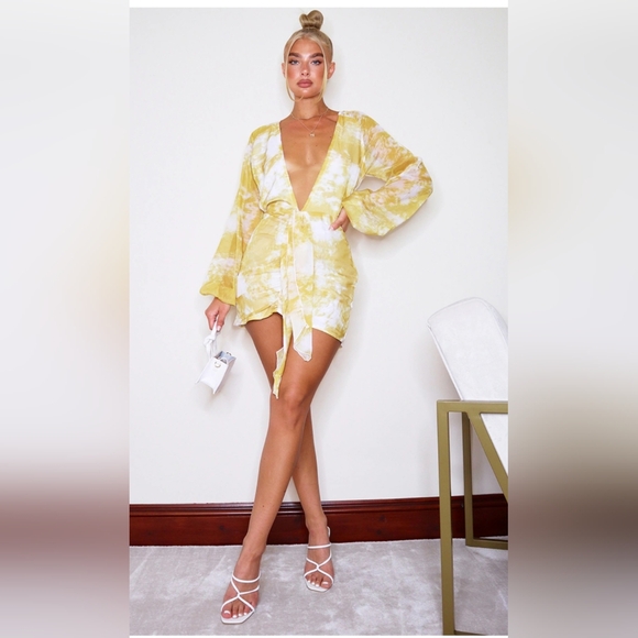 Pretty little thing size 4 Yellow dress - Picture 1 of 4